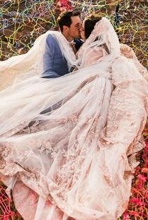 吃瓜新娘照片高清,吃瓜新娘的甜蜜瞬间